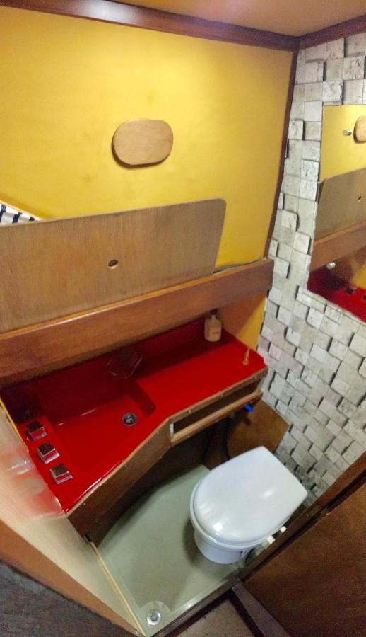 Home Boat Бадалона Екстериор снимка